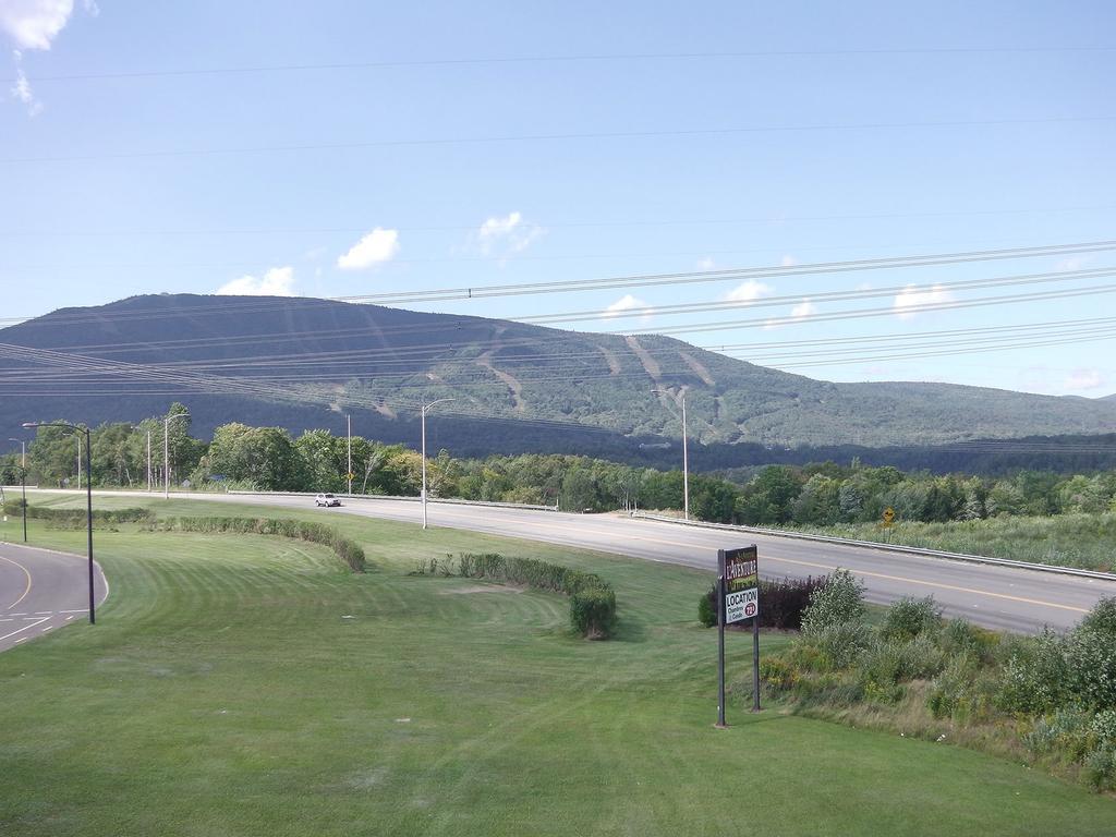 Holiday Villa Resorts At Mont Ste Anne Beaupré Exterior foto